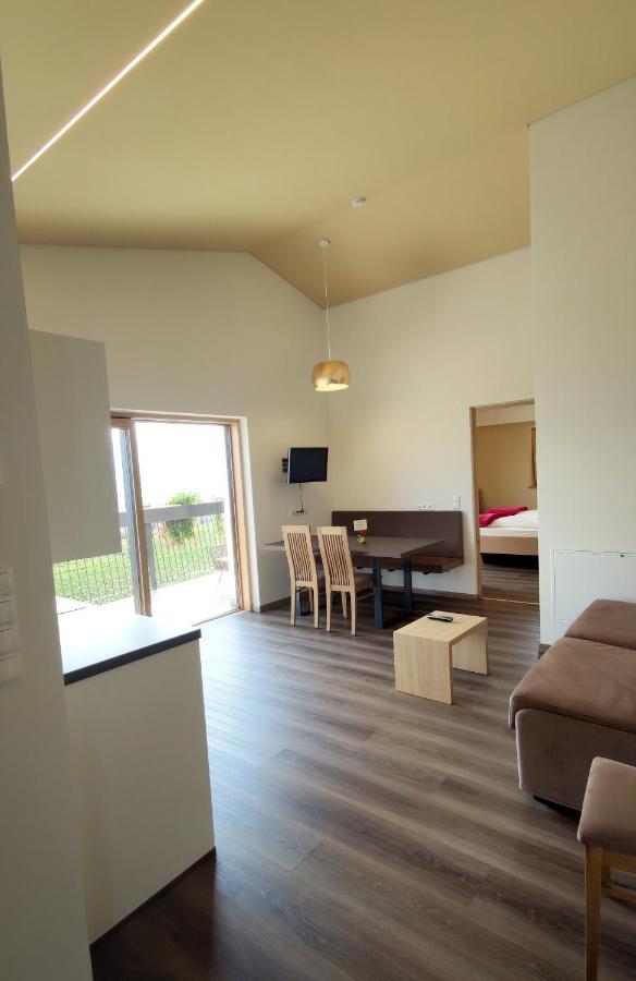 Highlight Apartments Appiano Sulla Strada Del Vino Bagian luar foto
